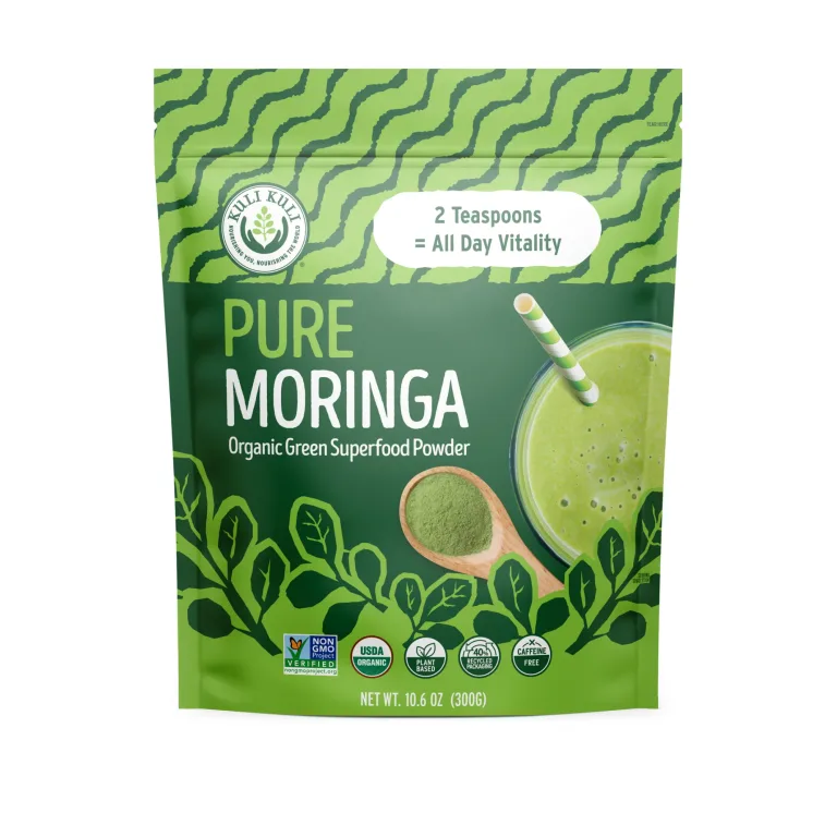 pure moringa powder