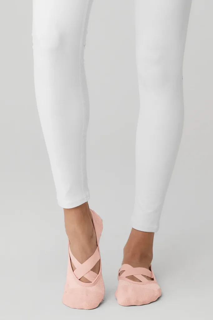 alo pilates socks