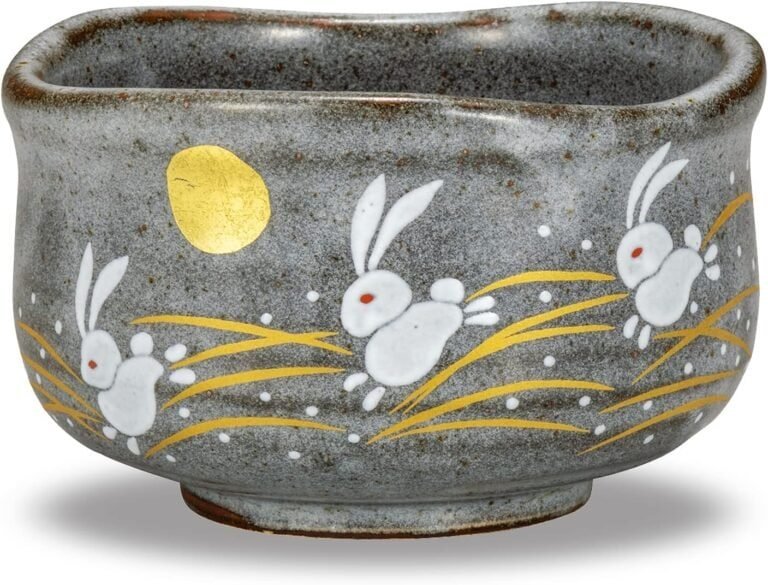 japanese matcha bowl with rabbits
