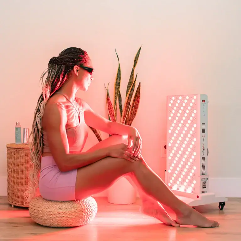 MitoPRO_1000_series best red light therapy panel with woman