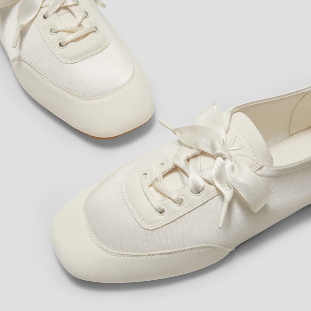 vivaia lace up square toe sneakerina
